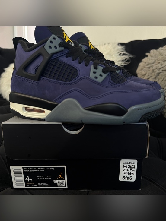 Jordan Other - Air Jordan 4 (Lakers) 4Y Deadstock